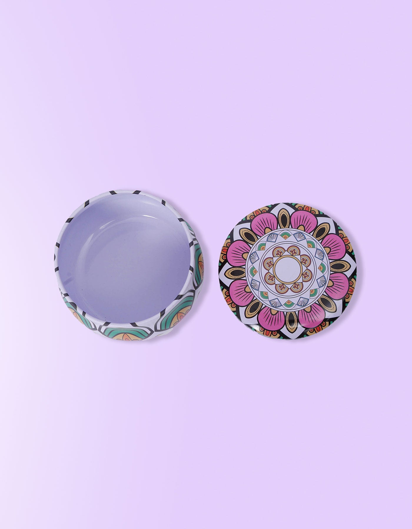 Daisy Mini Portable Tin – Compact Green Floral Printed Storage Tin | Masttees