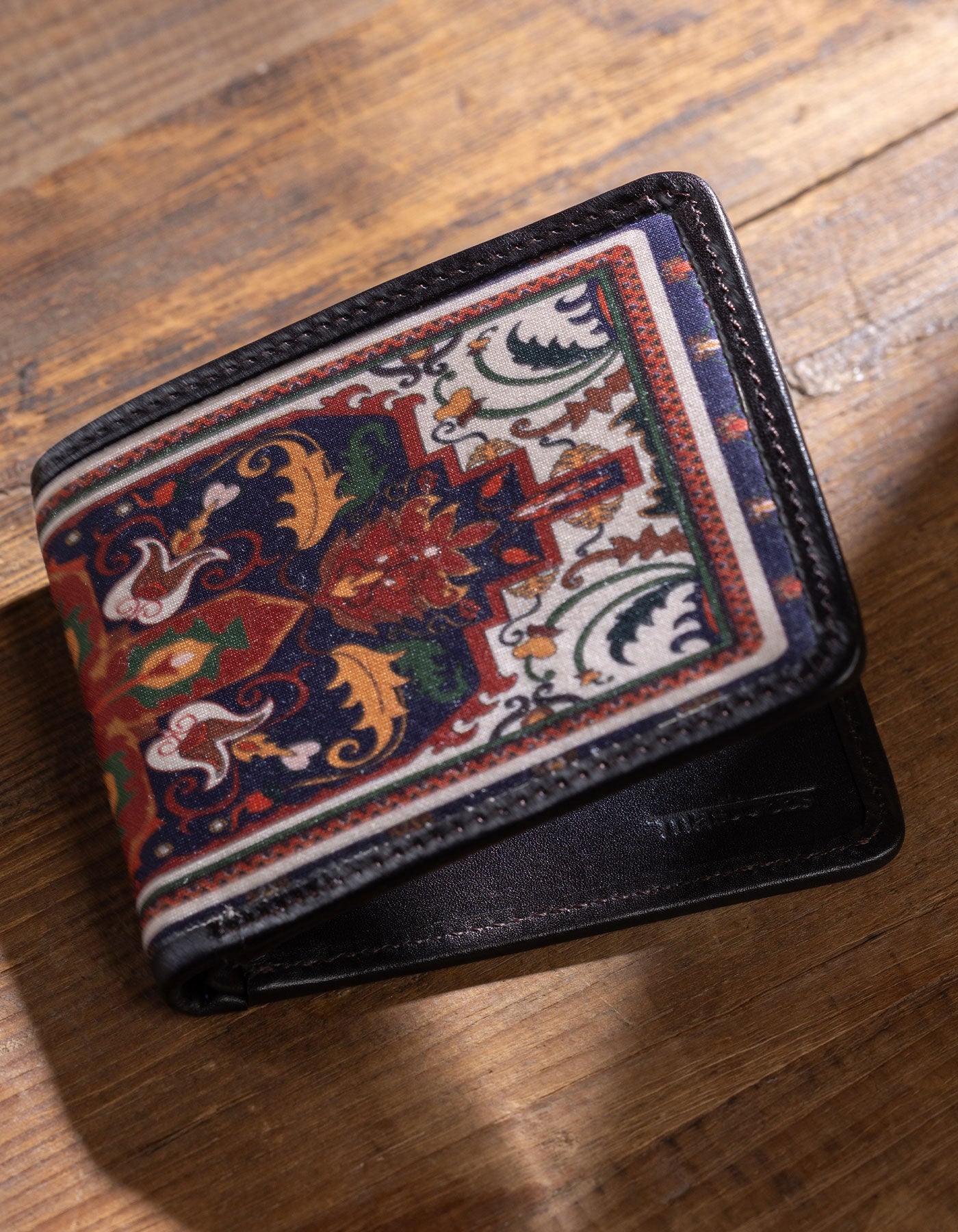 Oriental Wallet – Artwork Exterior & Leather Interior