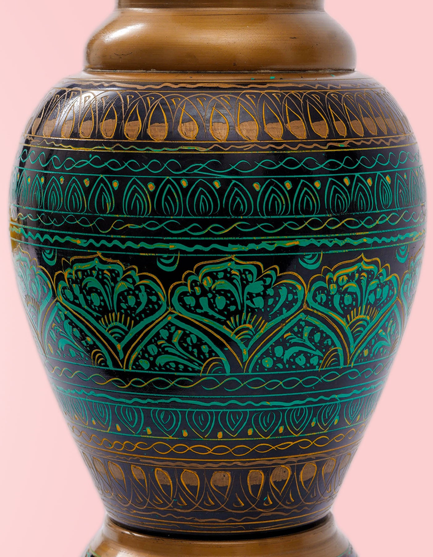 Hazuri Bagh Lacquer Vase – Hand-Painted Artisan Decorative Vase in Green | Masttees