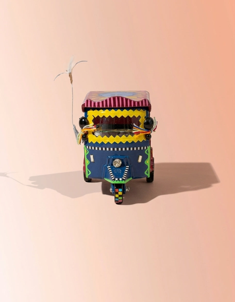 Dildar Rickshaw – Handmade Decorative Black Rickshaw Figurine with Truck Art Rose Motif | Masttees